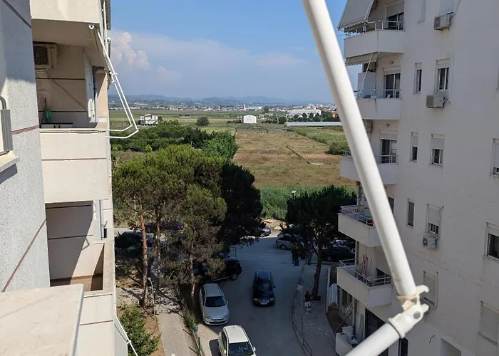Mary\'S Beach Apartament Qerret